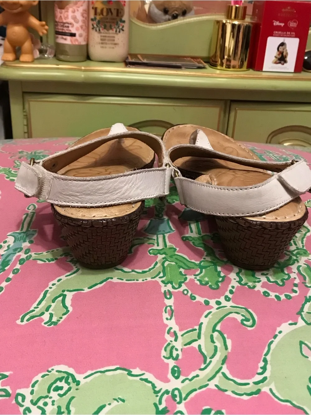 Born white leather t-strap woven wedge sandals size 7